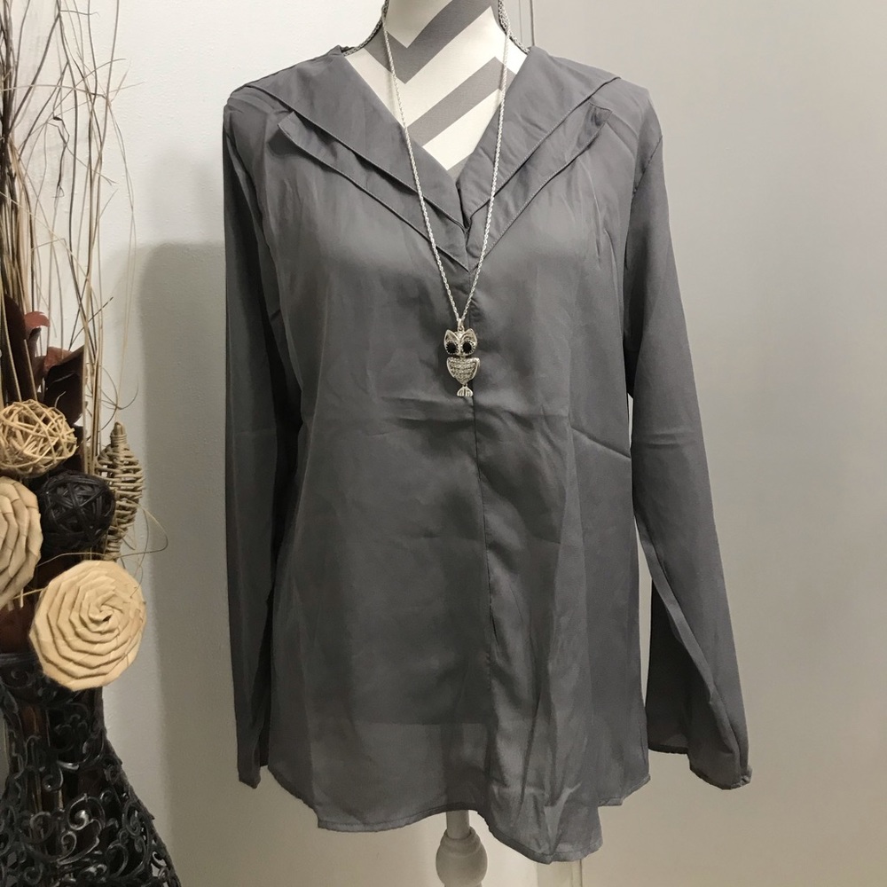 ❌SALE❌Grey blouse